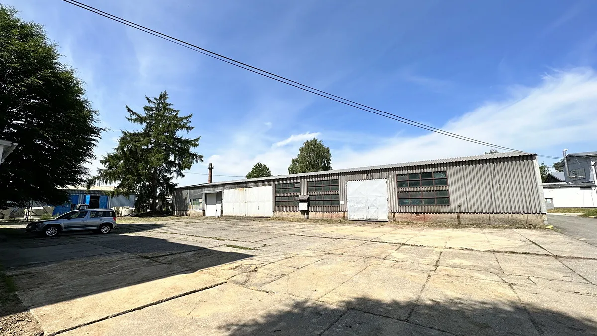 Pronájem skladového prostoru 360 m²