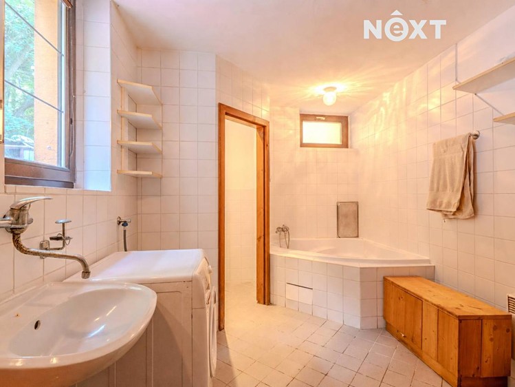 Комерційне приміщення на продаж, 304 м² (13 з 24)