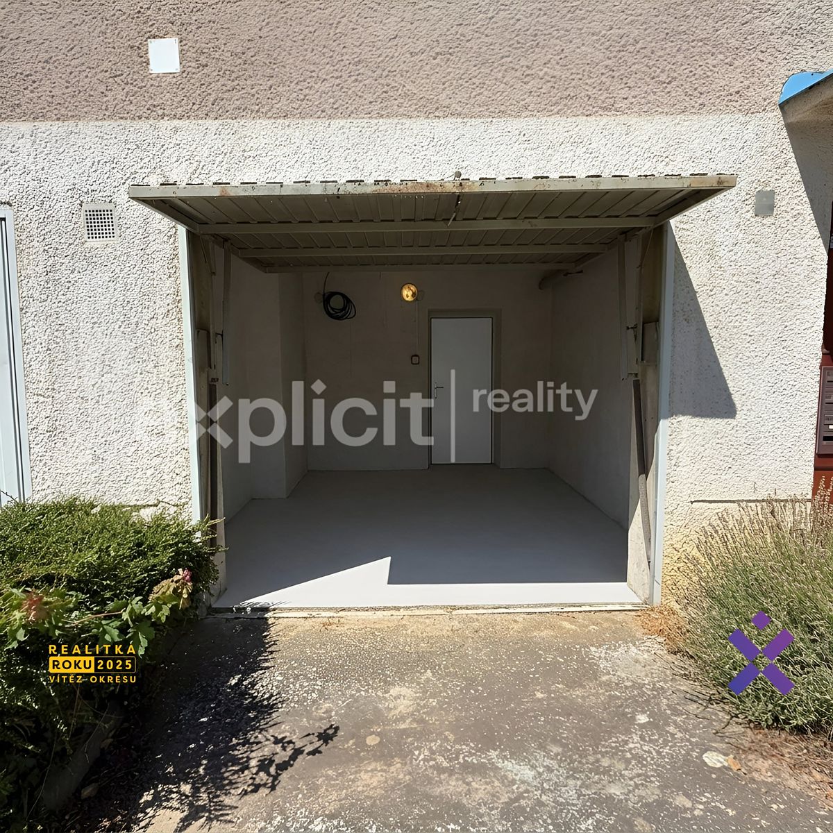Pronájem garáže 16 m², Uherský Brod – fotka 1 z 3