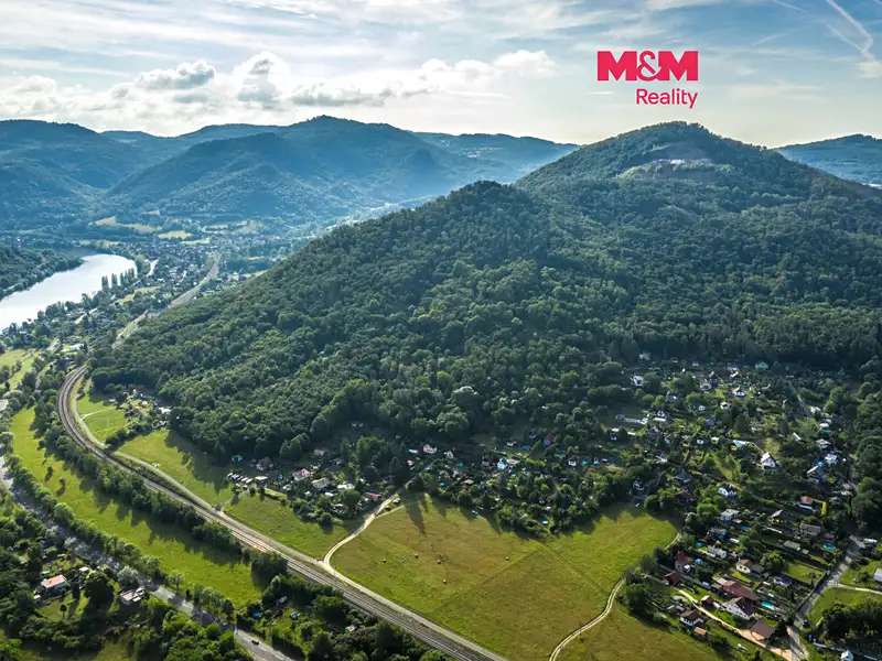 Prodej zahrady 976 m², Ústí nad Labem – náhled fotky 1