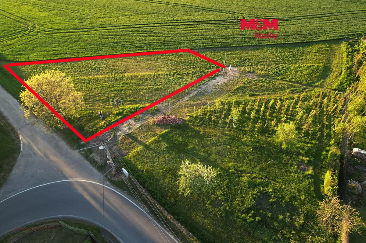 Prodej stavebního pozemku 1001 m²