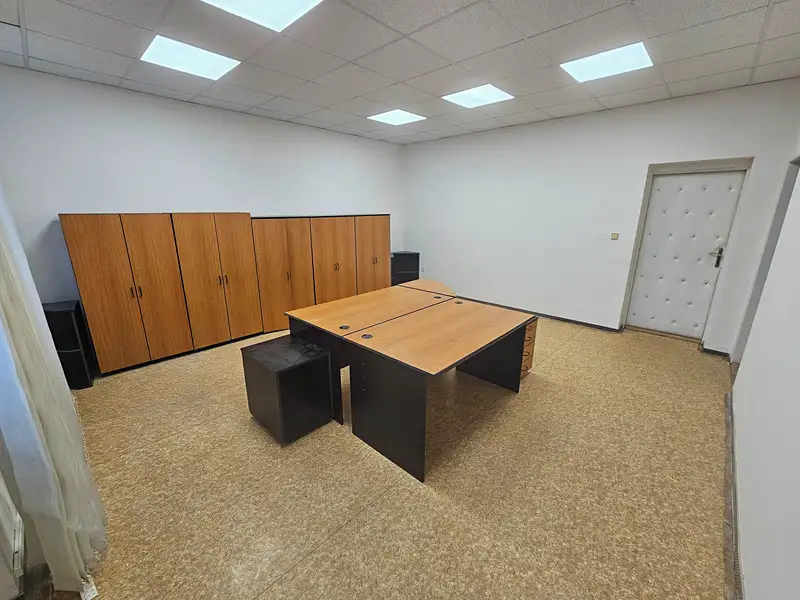 Pronájem kanceláře 34 m², Hulín – náhled fotky 3