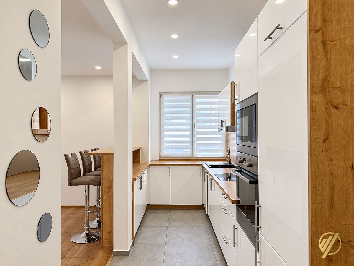 Pronájem bytu 3+kk 81 m²