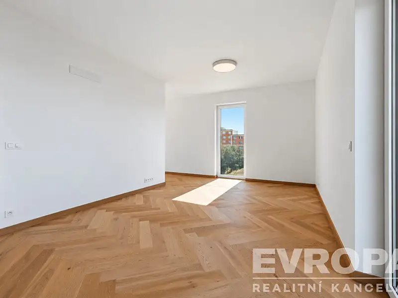 Prodej bytu 3+kk 76 m², Praha – náhled fotky 2