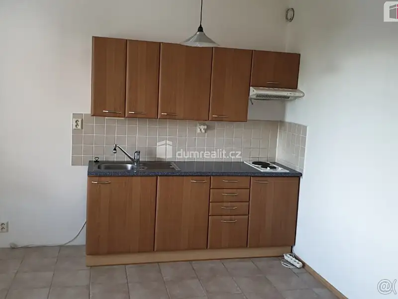 Pronájem bytu 1+kk 27 m², Praha – náhled fotky 2
