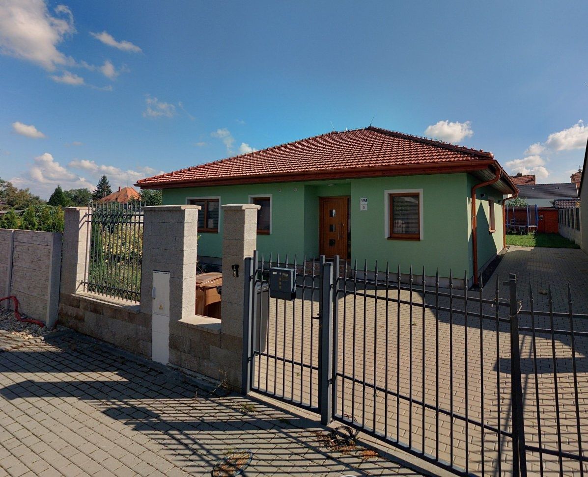 Dražba rodinného domu 120 m², pozemek 754 m², Břeclav – fotka 1 z 3