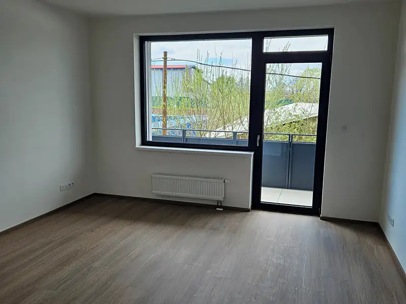 Pronájem bytu 1+kk 32 m², Plzeň – náhled fotky 3