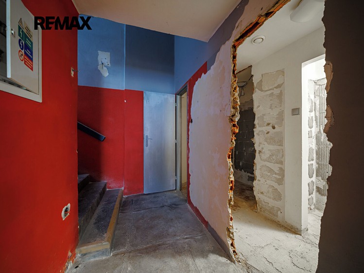 Prodej komerčního prostoru, 158 m² (4 z 20)