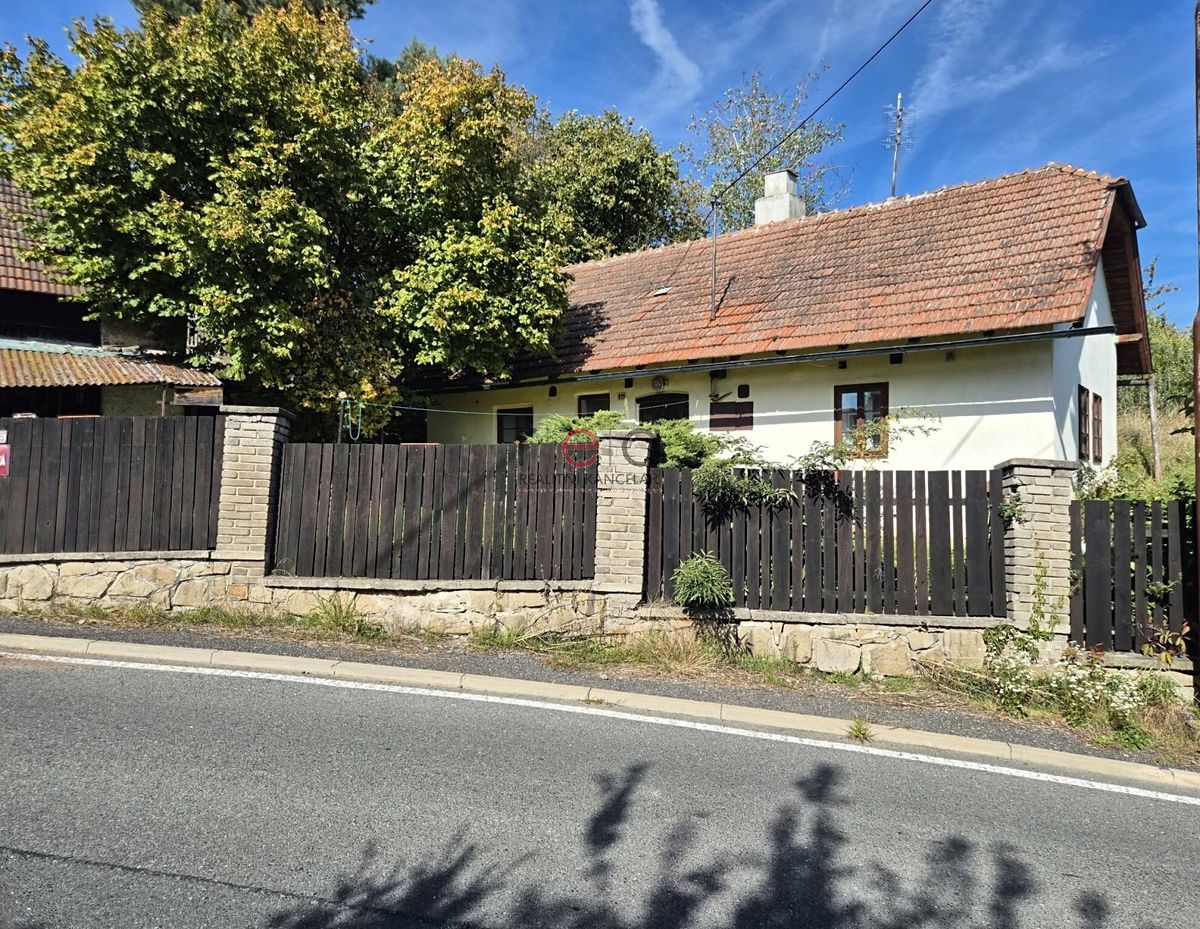 Prodej chalupy 60 m², pozemek 541 m², Černé Voděrady – fotka 1 z 3