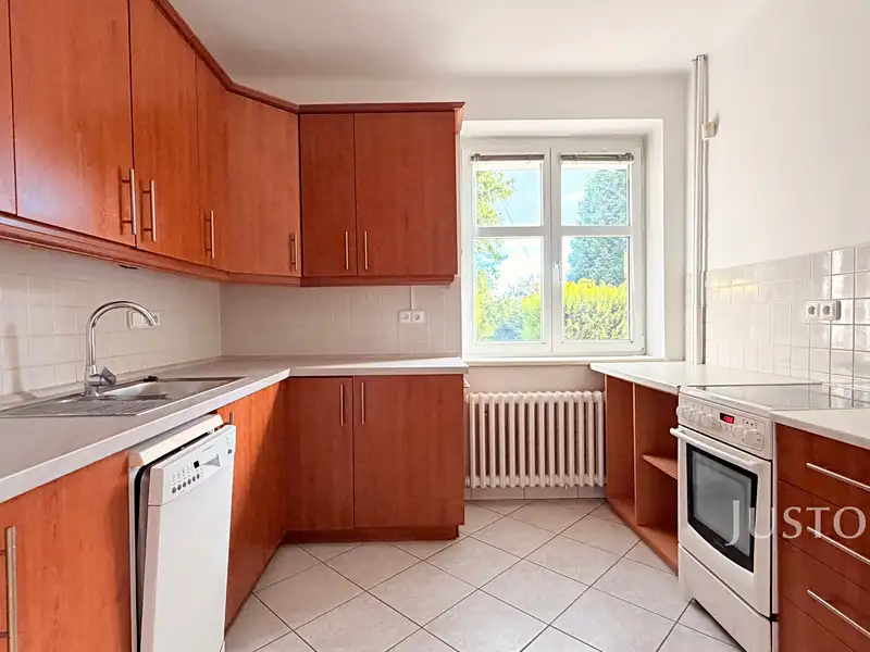 Pronájem rodinného domu 200 m², pozemek 612 m², Liberec – náhled fotky 3