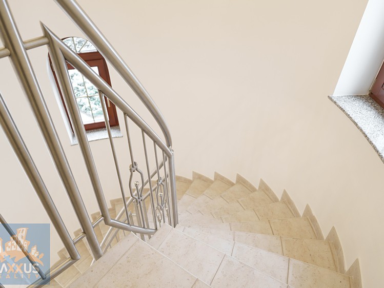 Haus zur Miete, 243 m² (39 von 56)