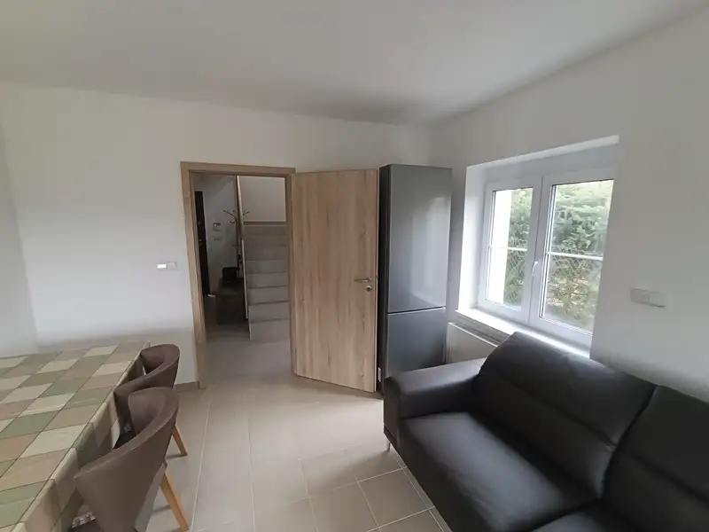 Pronájem rodinného domu 122 m², pozemek 400 m², Březina – náhled fotky 1