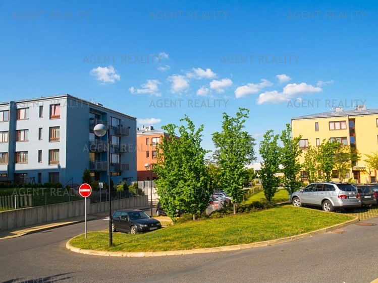 Pronájem bytu 2+kk, 51 m² (24 z 26)