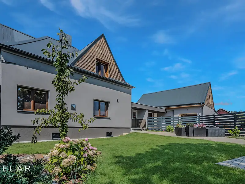 Prodej rodinného domu 294 m², pozemek 977 m², Ostrava – náhled fotky 1