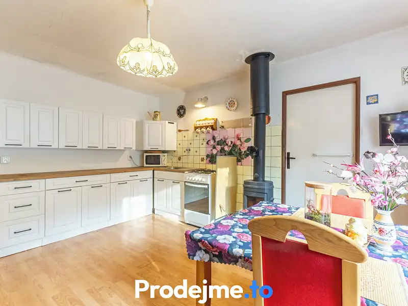 Prodej rodinného domu 98 m², pozemek 855 m², Podmolí – náhled fotky 2