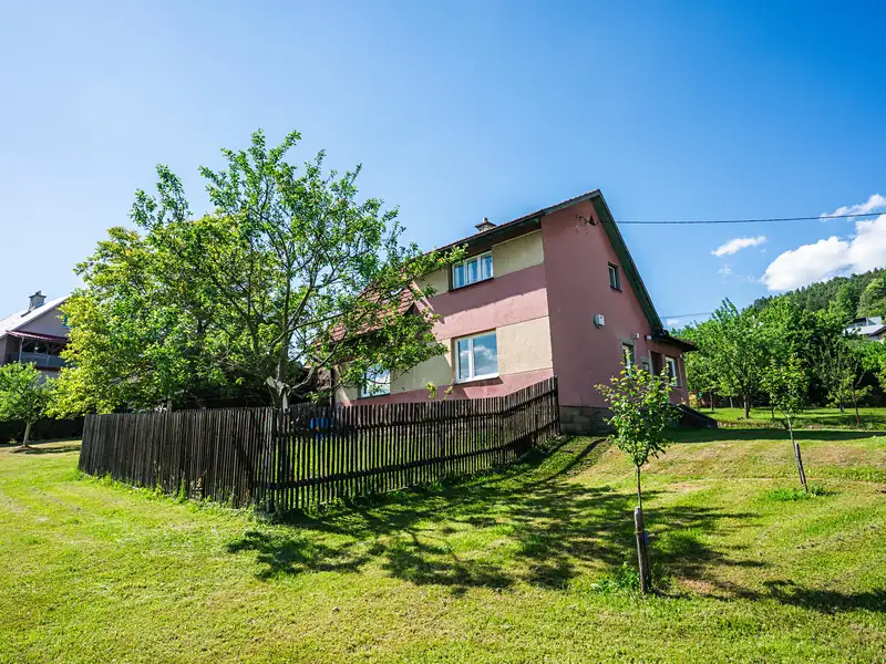 Pronájem rodinného domu 150 m², pozemek 2200 m², Hutisko-Solanec – náhled fotky 2