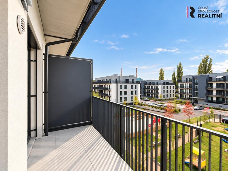 Квартира 1+kk в оренду, 36 м² (13 з 17)