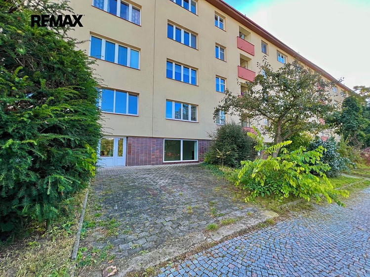 Комерційне приміщення в оренду, 165 м² (3 з 16)