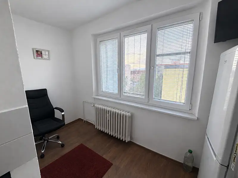 Pronájem bytu 2+1 54 m², Klatovy – náhled fotky 3