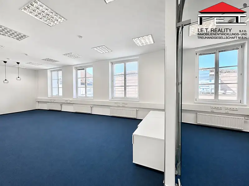 Pronájem kanceláře 149 m², Brno – náhled fotky 2
