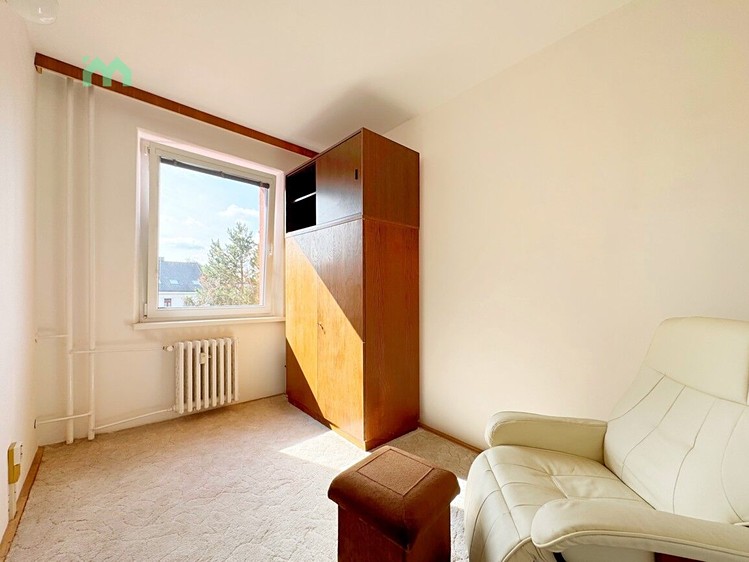 Pronájem bytu 2+kk, 36 m² (17 z 43)