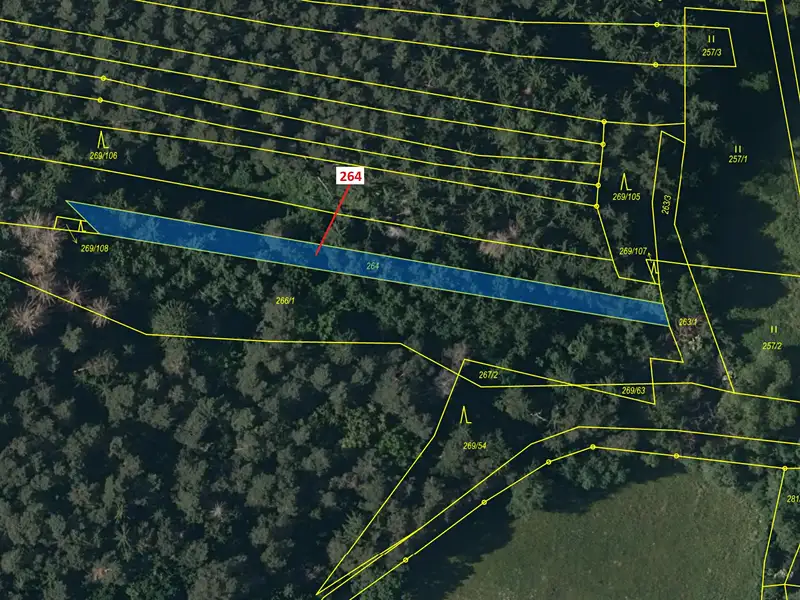 Dražba pozemku 854 m², Břežany – náhled fotky 2