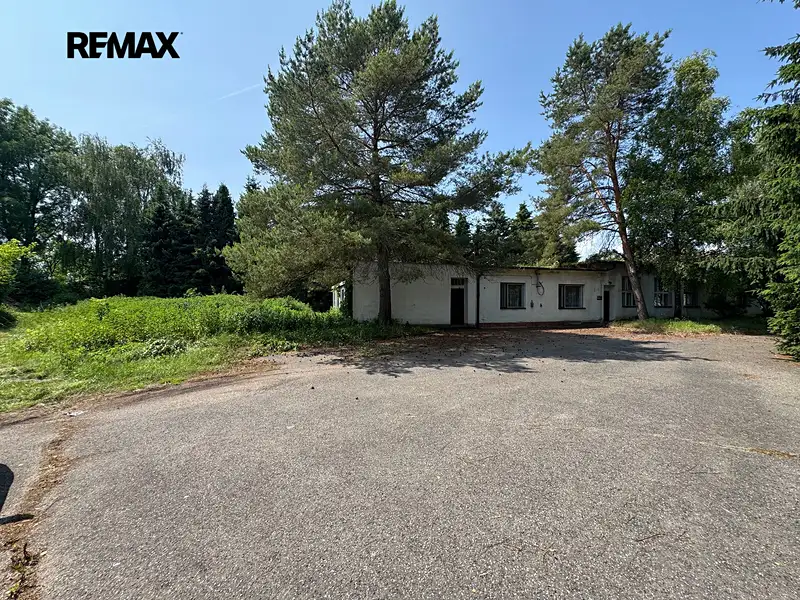 Prodej komerčního pozemku 4428 m², Kunovice – náhled fotky 2
