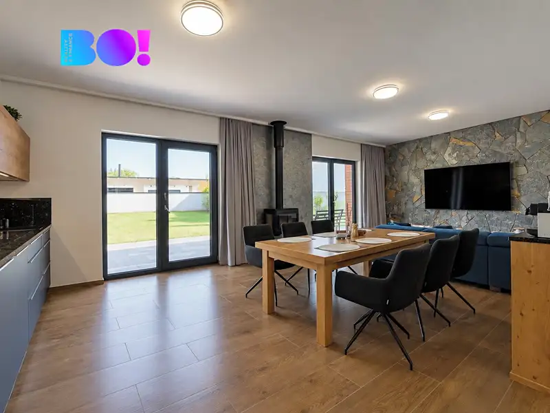 Prodej rodinného domu 205 m², pozemek 875 m², Žalkovice – náhled fotky 3