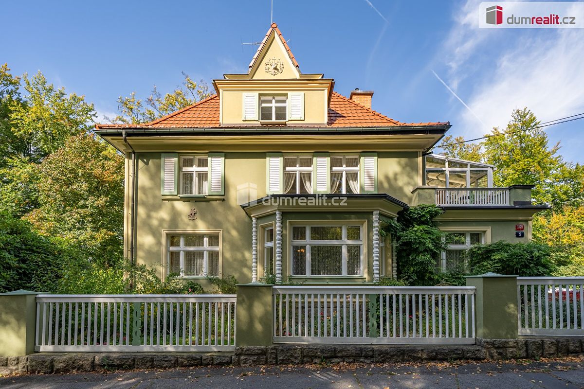 Prodej vily 191 m², pozemek 858 m², Liberec – fotka 1 z 3