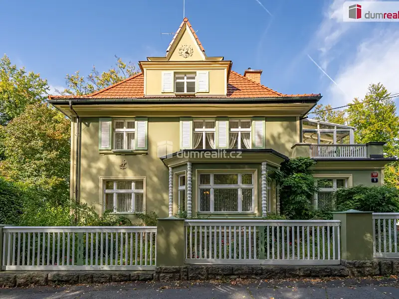 Prodej vily 191 m², pozemek 858 m², Liberec – náhled fotky 1