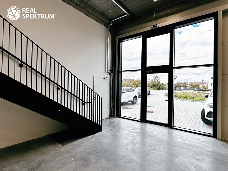 Pronájem skladového prostoru 235 m², Brno – náhled fotky 2