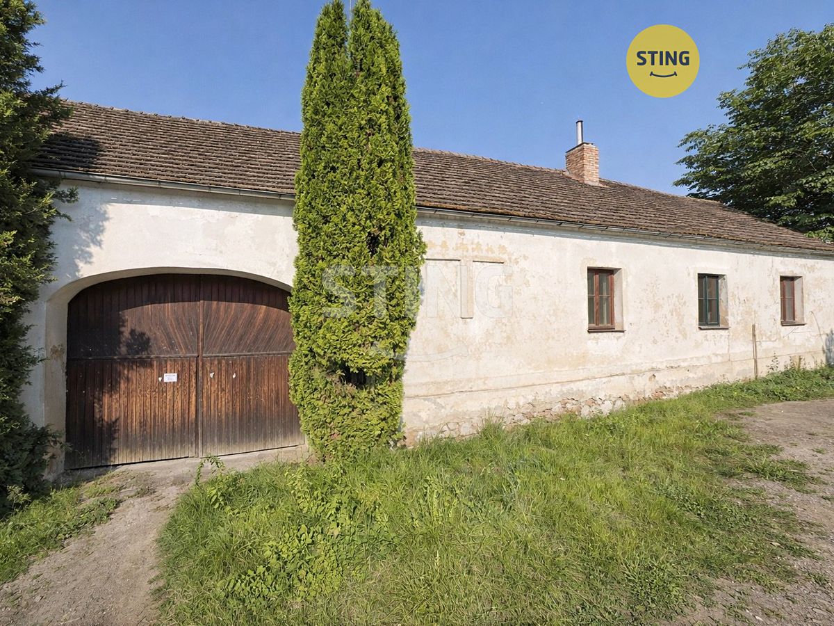 Prodej zemědělské usedlosti 644 m², pozemek 2281 m², Chvalovice – fotka 1 z 3