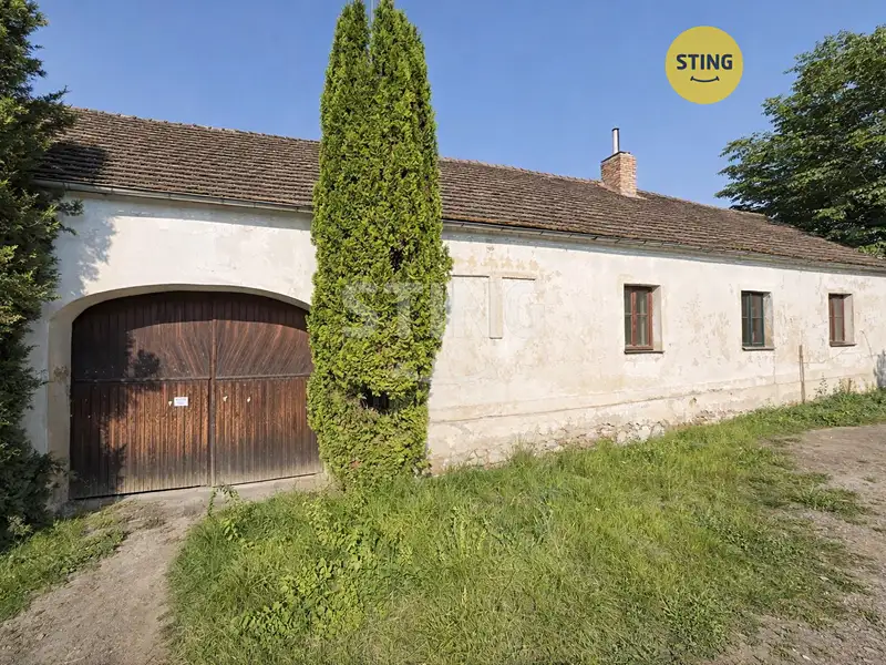 Prodej zemědělské usedlosti 644 m², pozemek 2281 m², Chvalovice – náhled fotky 1