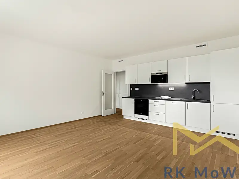 Pronájem bytu 3+kk 87 m², Praha – náhled fotky 2