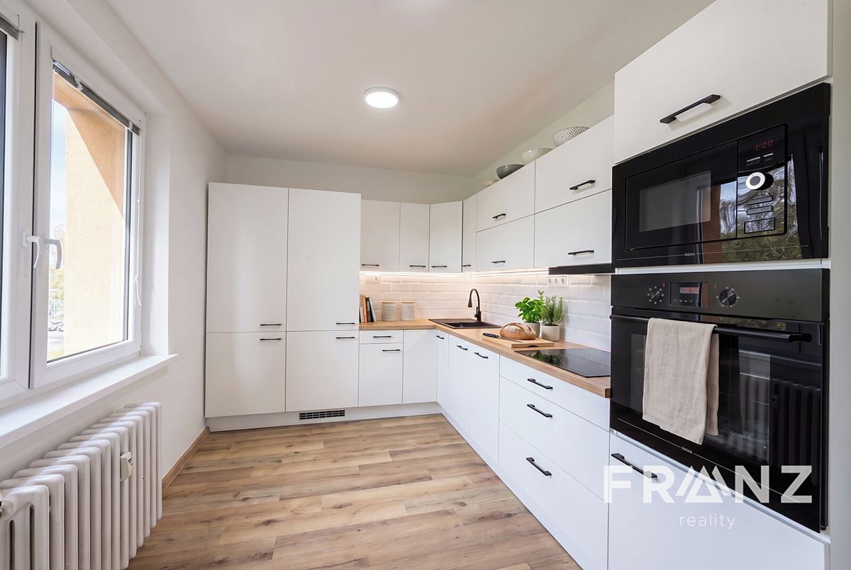 Pronájem bytu 2+1 58 m² – fotografie 2