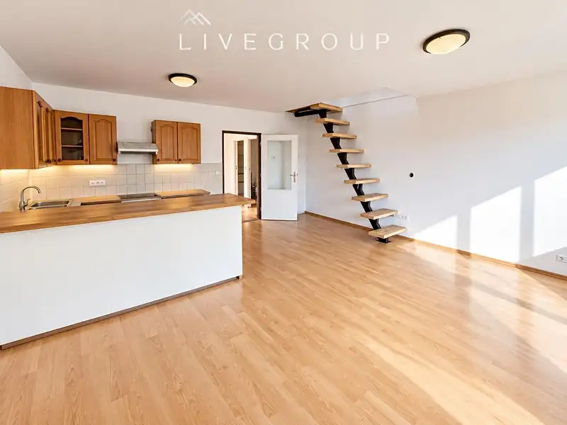 Prodej bytu 2+kk 71 m², Rosice – náhled fotky 1