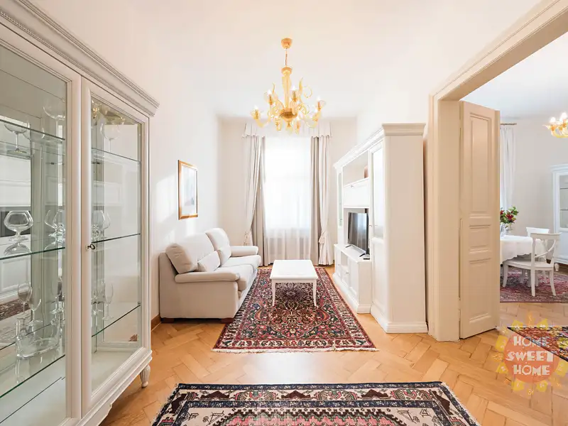 Pronájem bytu 4+kk 124 m², Praha – náhled fotky 1