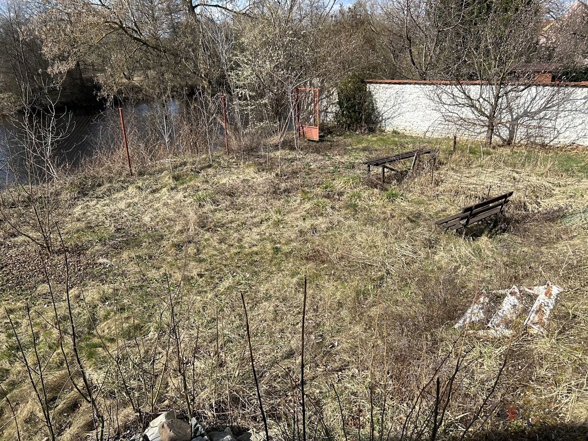 Pronájem zahrady 424 m² – fotografie 2