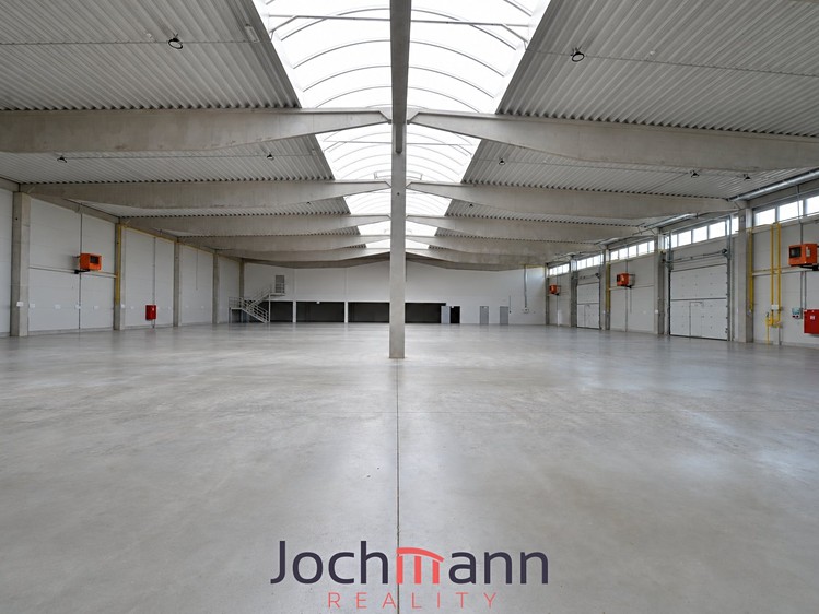 Pronájem komerčního prostoru, 2 660 m² (5 z 24)