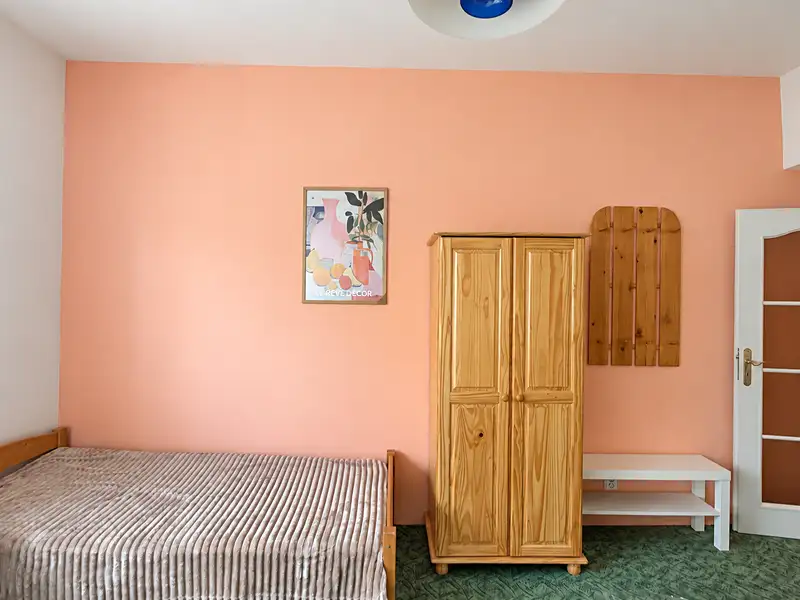 Pronájem bytu 1+kk 23 m², Praha – náhled fotky 1