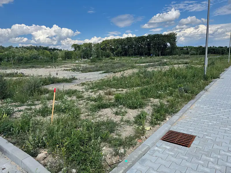 Prodej stavebního pozemku 638 m², Mikulov – náhled fotky 2
