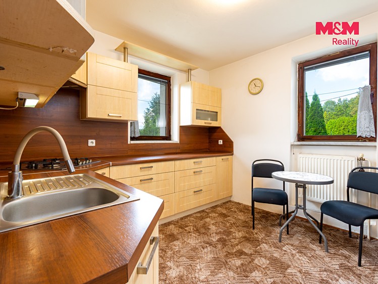Prodej domu, 190 m² (2 z 19)
