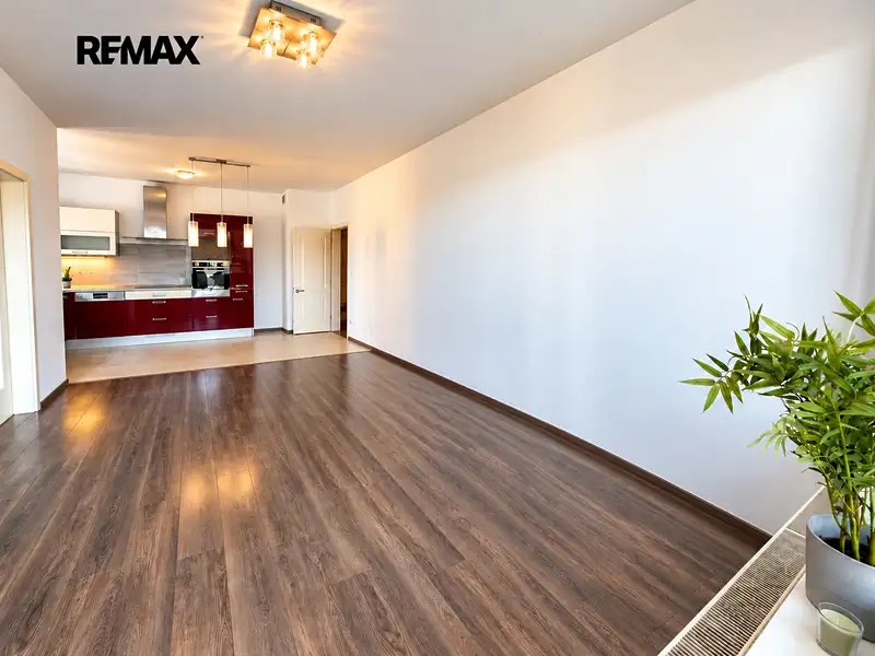 Prodej bytu 2+kk 61 m², Praha – náhled fotky 3