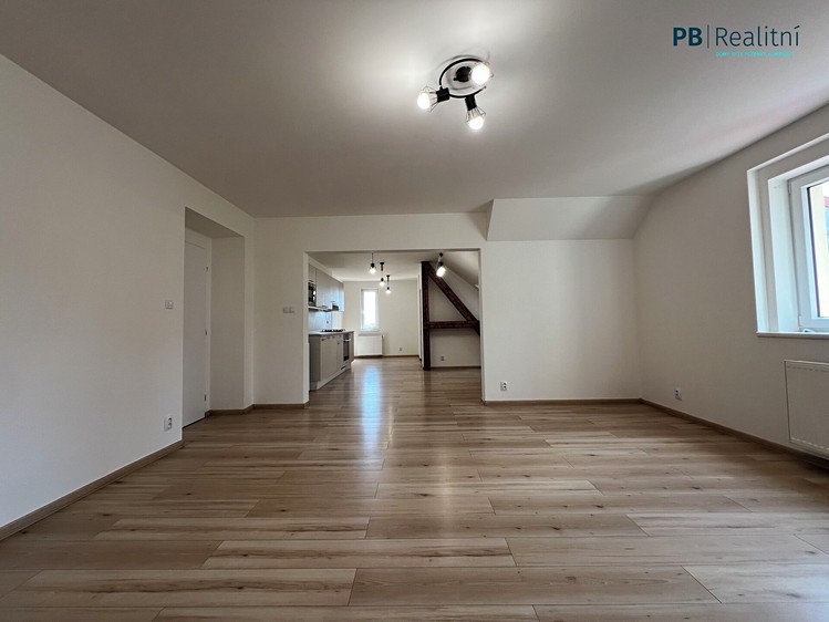 Квартира 4+1 на продаж, 124 м² (9 з 26)