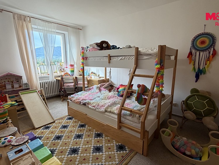 Квартира 4+1 в оренду, 87 м² (8 з 15)