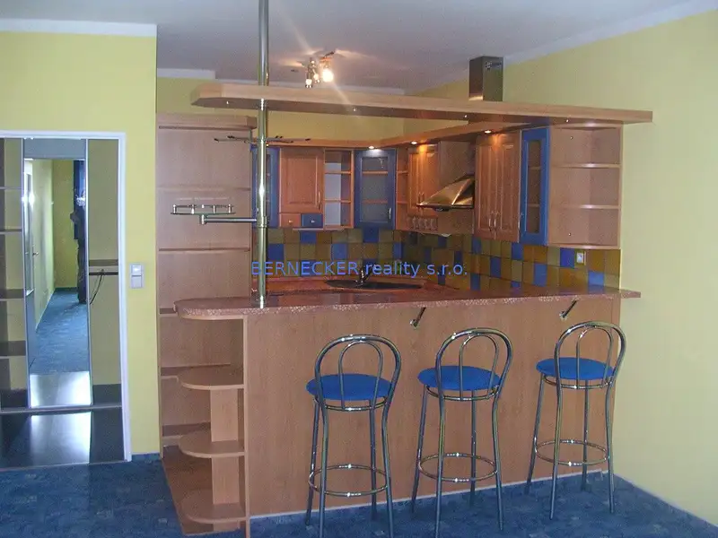 Pronájem bytu 2+kk 56 m², Hradec Králové – náhled fotky 1