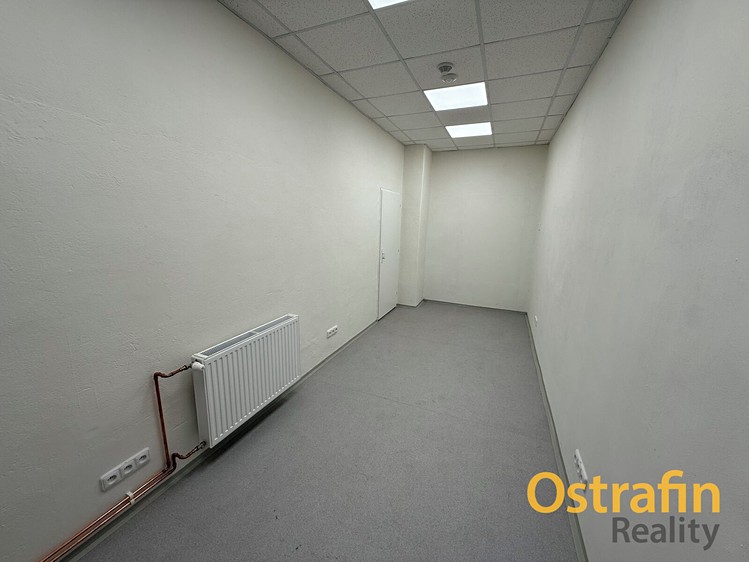 Комерційне приміщення на продаж, 450 м² (11 з 24)