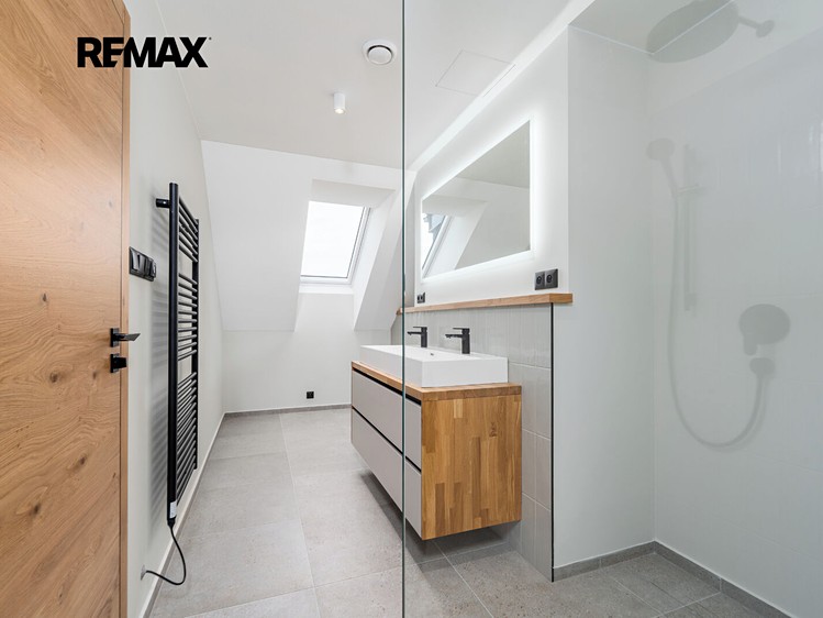 Wohnung 4+kk zum Kauf, 207 m² (12 von 35)