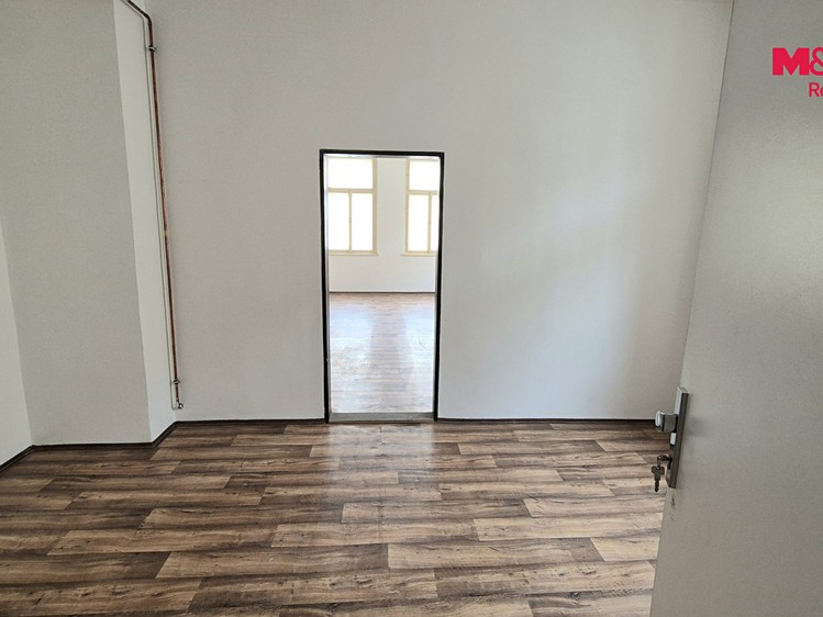 Pronájem komerčního prostoru, 41 m² (9 z 10)