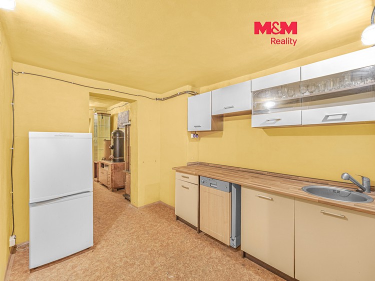 Комерційне приміщення на продаж, 103 м² (1 з 15)